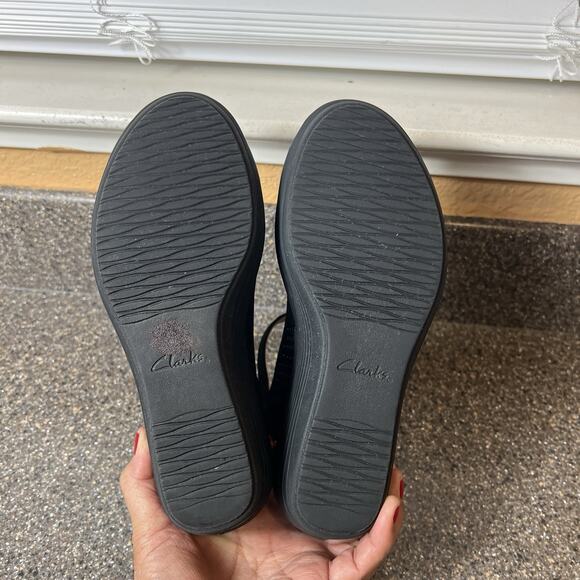 Clarks Womens Size 6 M Black Suede Sling Back Ankle Strap Peep Toe Wedge Sandals - Picture 10 of 11